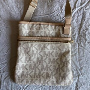 Michael kors cross body bag